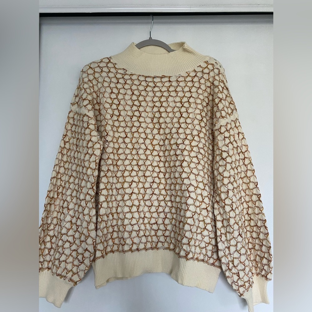 High neck sweater